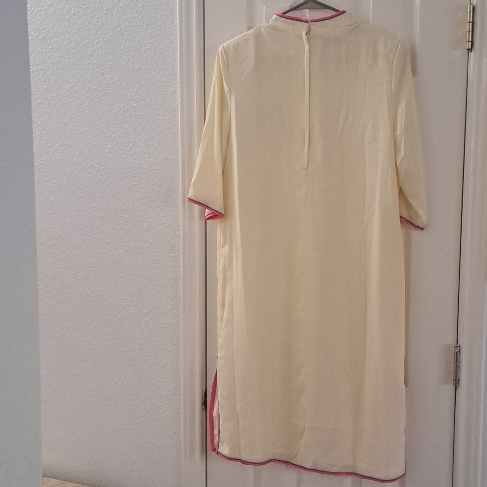 Gorgeous VTG Oriental Silk Floral Dress Or Gown Medium - Picture 5 of 8